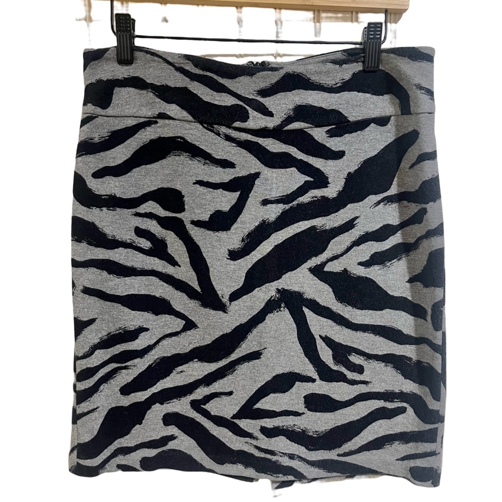Merona Gray and Black Zebra Print Pencil Skirt Size 4